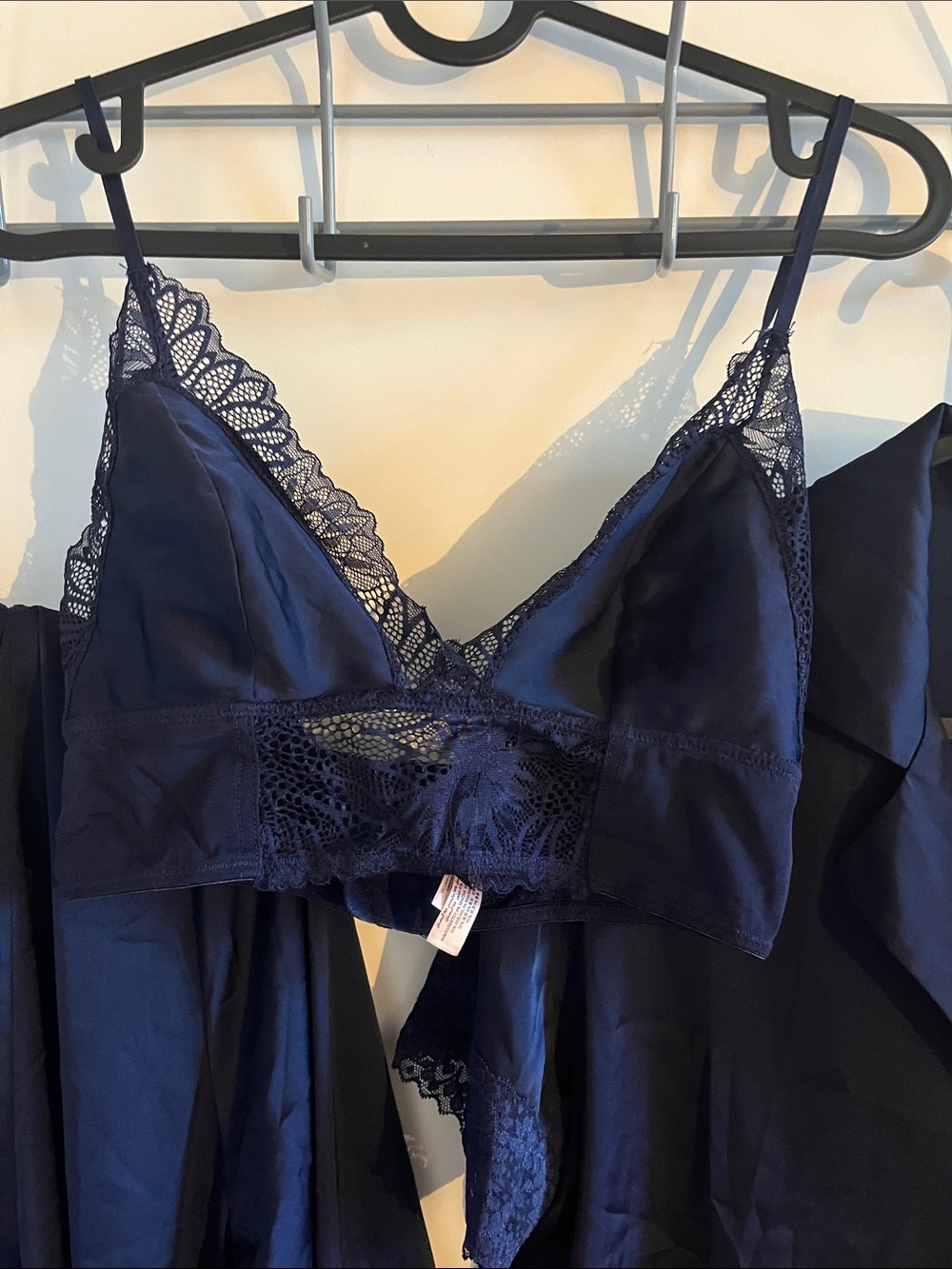 La Vie En Rose Navy Lace 4 - Piece Sleepwear Set - Picture 4 of 10